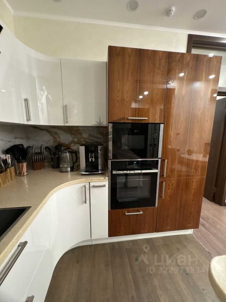2-комнатная квартира, 72 м² — фотография 3