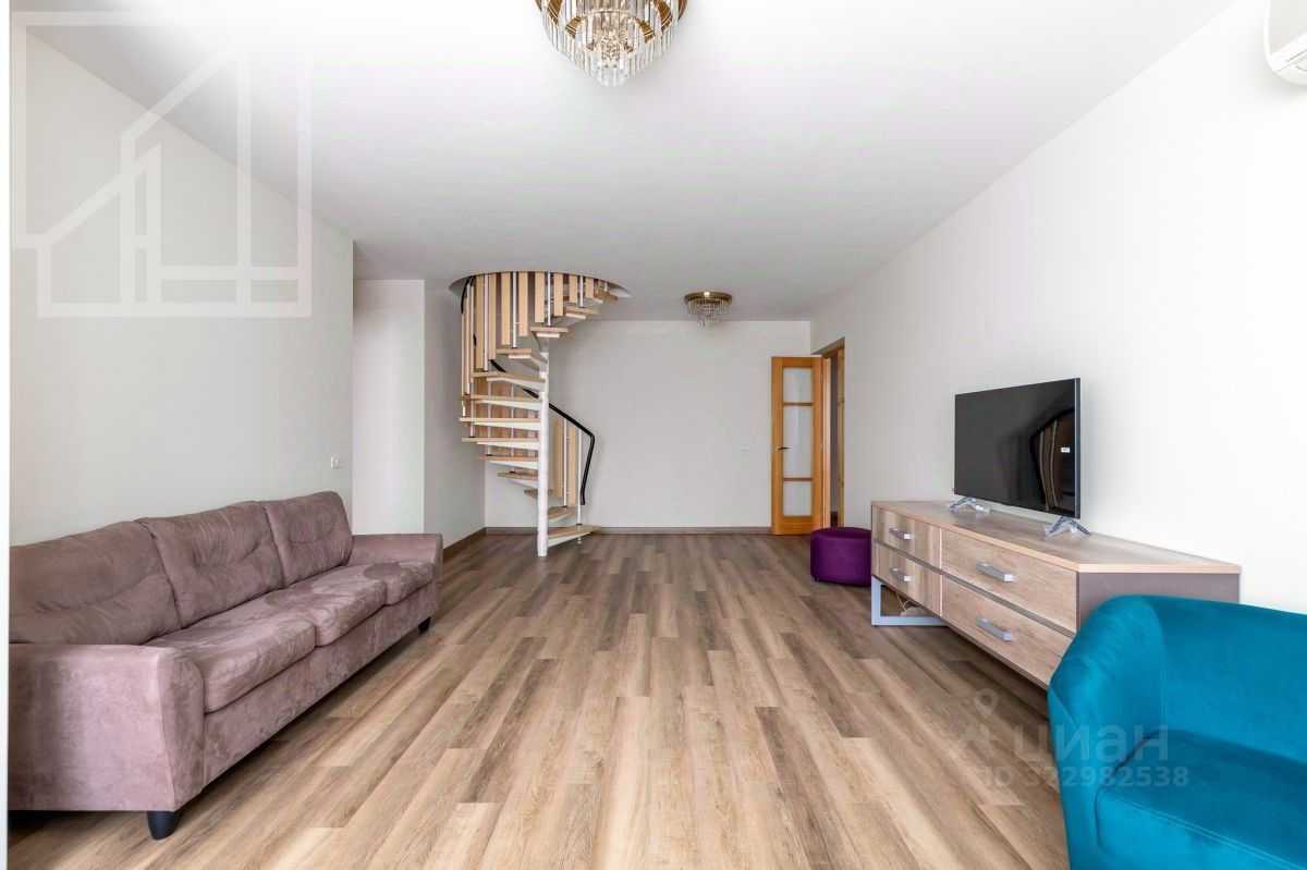 4-комнатная квартира, 145 м²