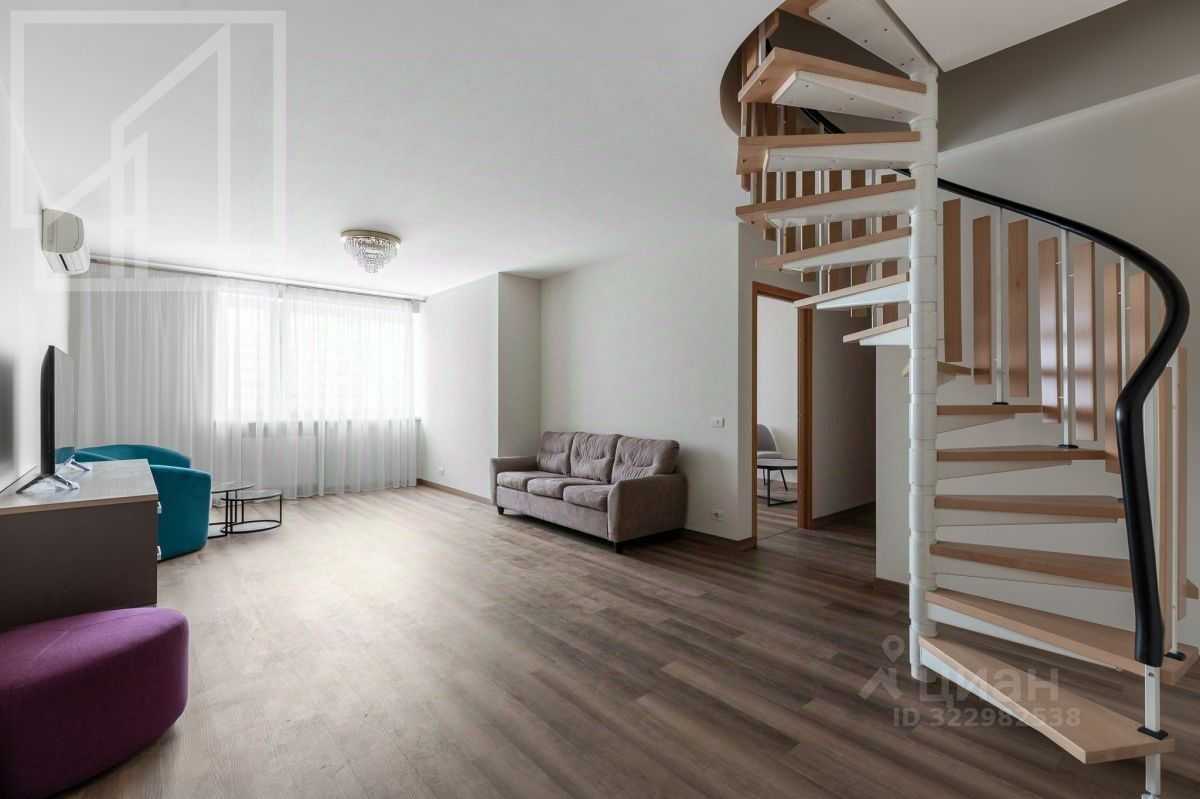 4-комнатная квартира, 145 м² — фотография 2