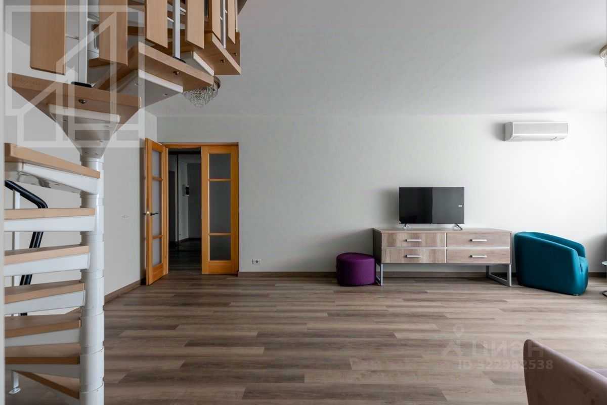 4-комнатная квартира, 145 м² — фотография 3