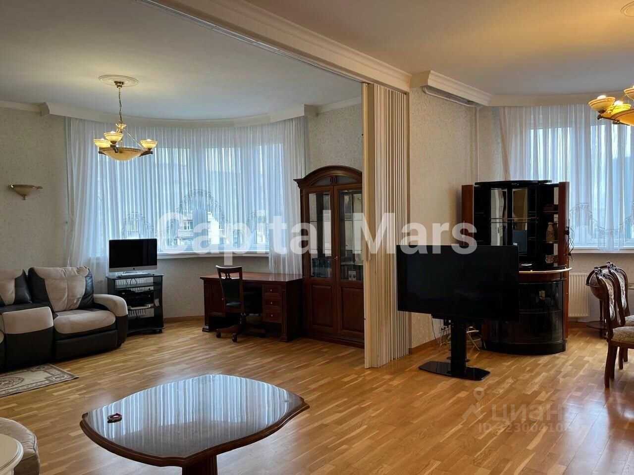4-комнатная квартира, 170 м²