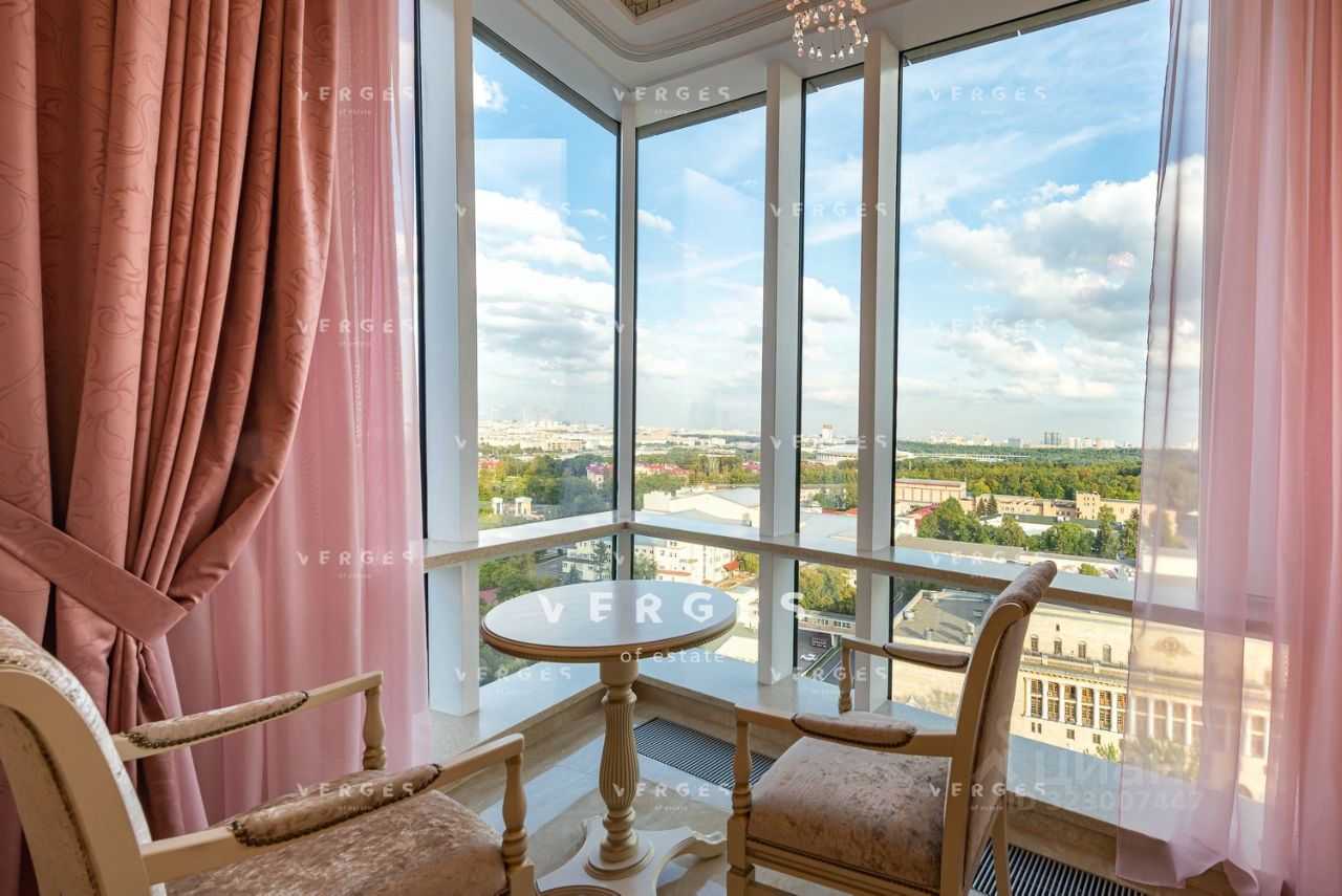 5-комнатная квартира, 220 м² — фотография 2