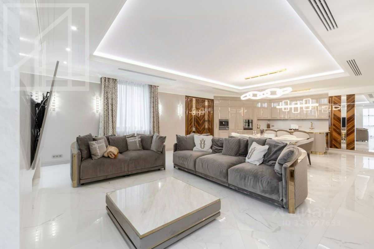 4-комнатная квартира, 230 м²