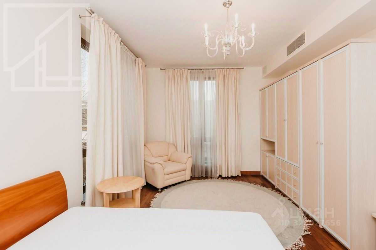 5-комнатная квартира, 221 м² — фотография 3