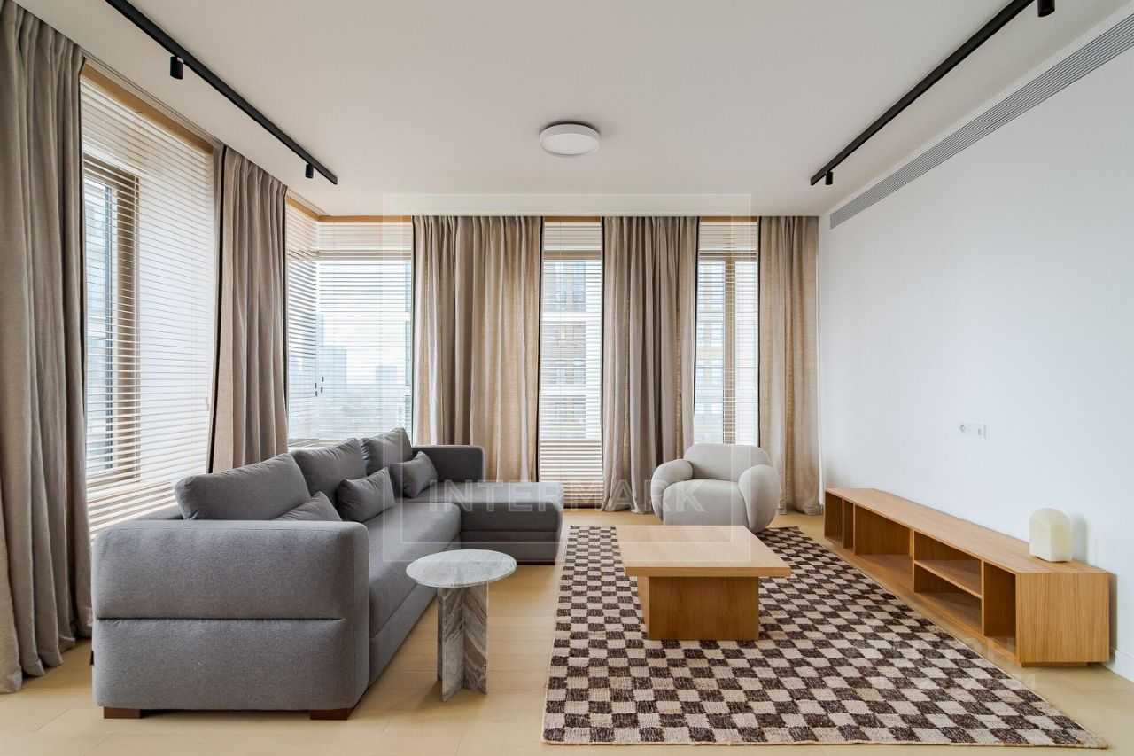 5-комнатная квартира, 190 м²