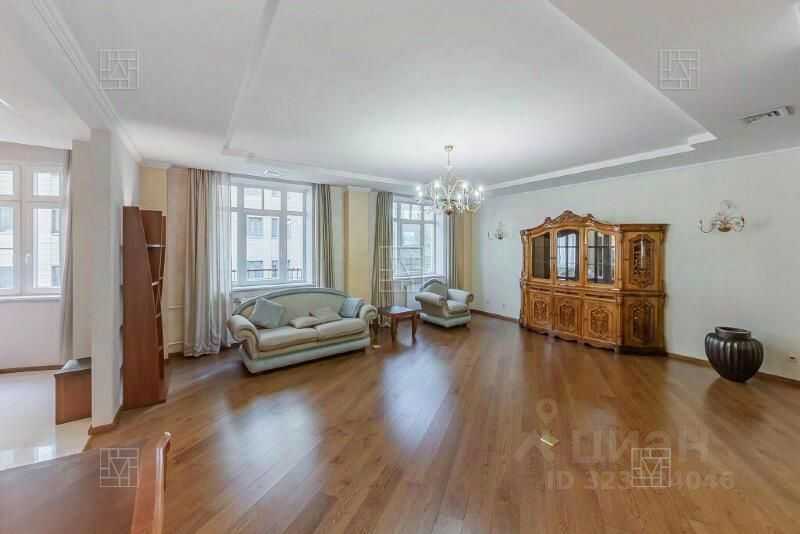 3-комнатная квартира, 150 м²
