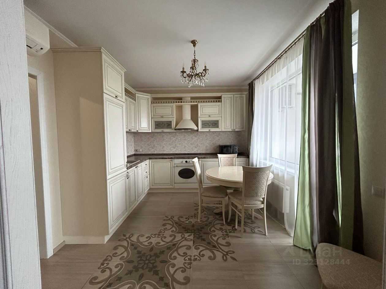 1-комнатная квартира, 42,2 м² — фотография 2