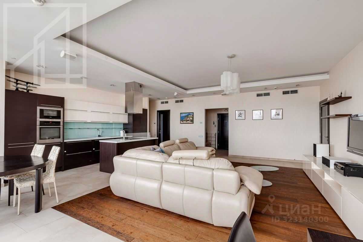 3-комнатная квартира, 141,2 м² — фотография 2
