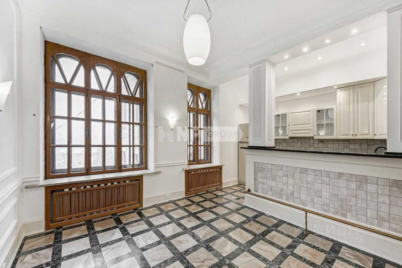 4-комнатная квартира, 157 м² — фотография 3