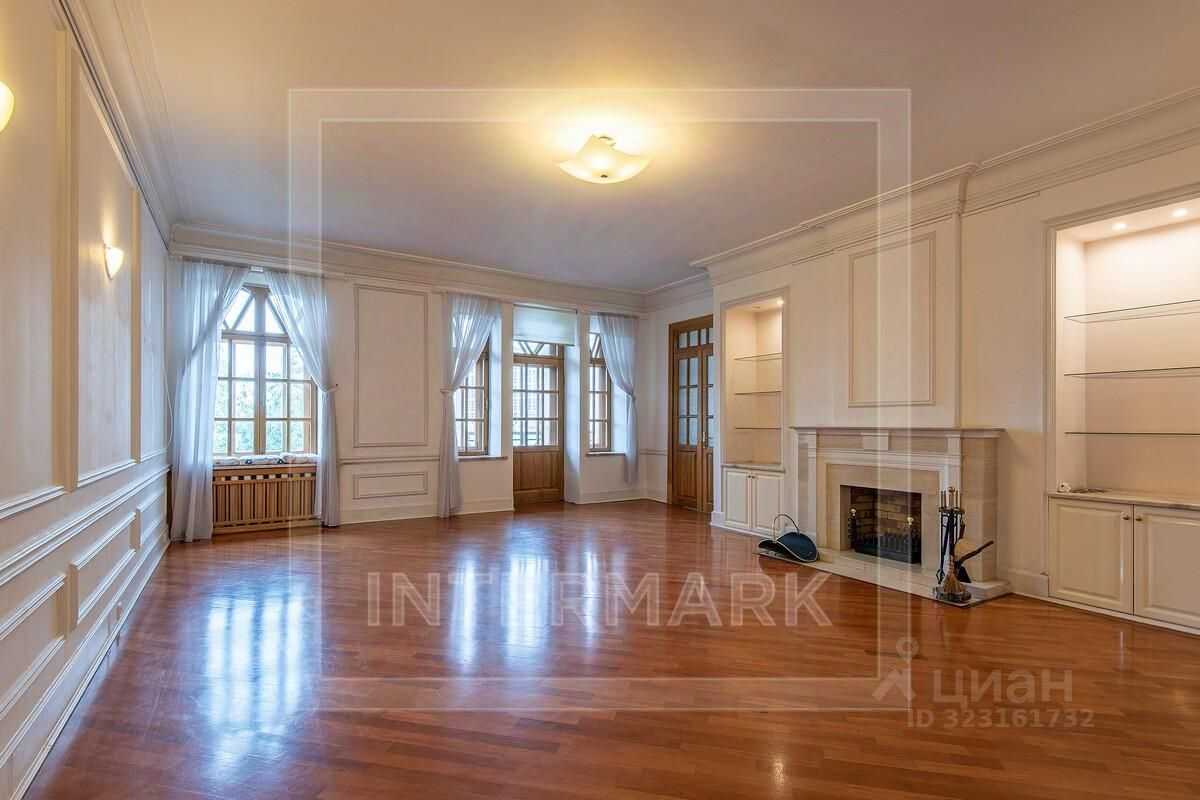 4-комнатная квартира, 155 м²