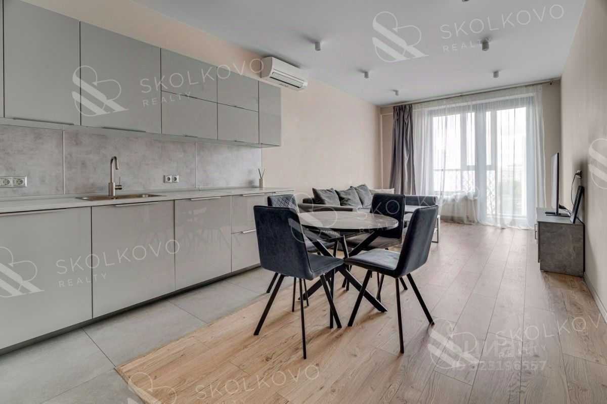 2-комнатная квартира, 63 м² — фотография 3
