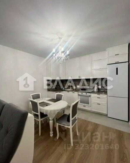 2-комнатная квартира, 62 м² — фотография 3