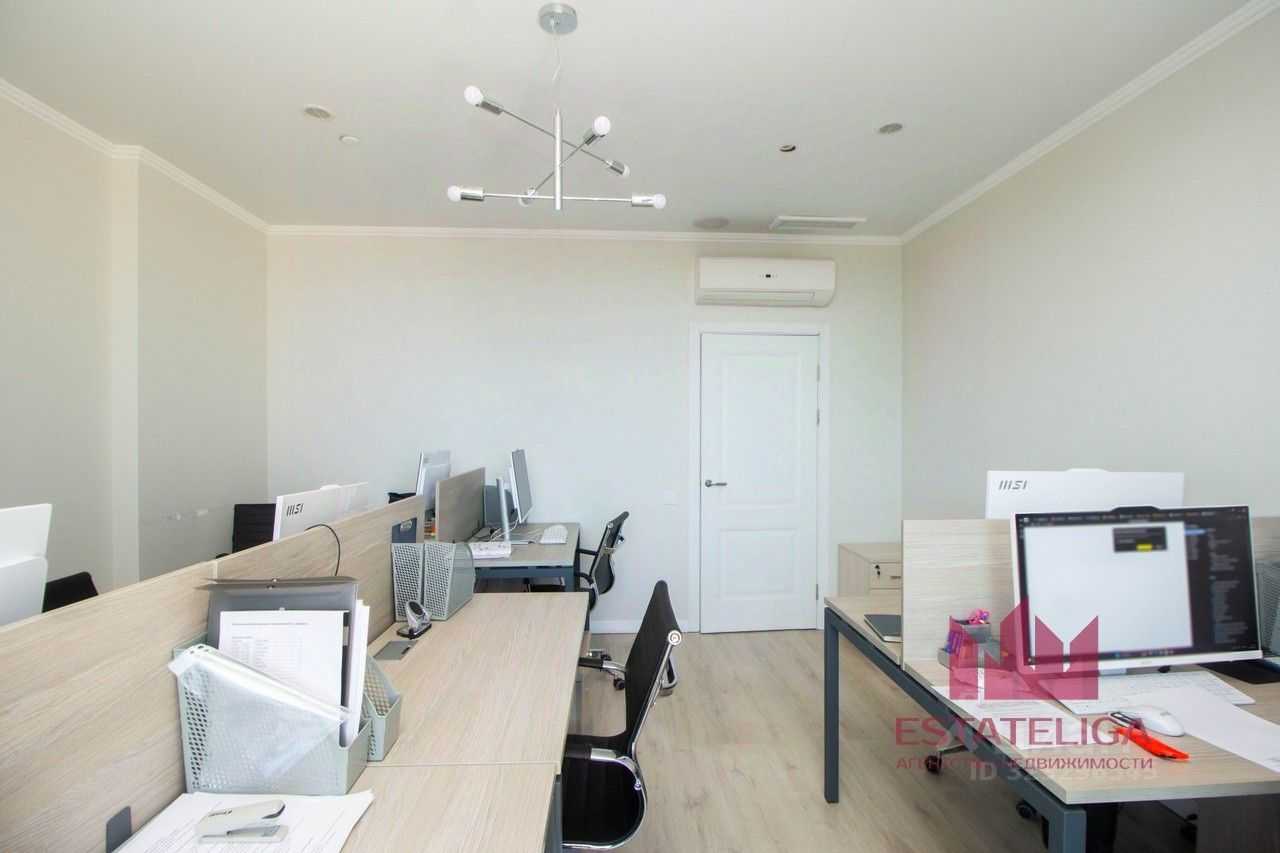 4-комнатная квартира, 127,8 м² — фотография 3