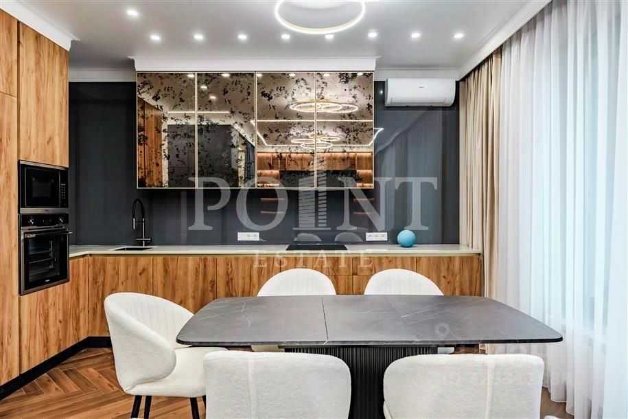 1-комнатная квартира, 68 м²