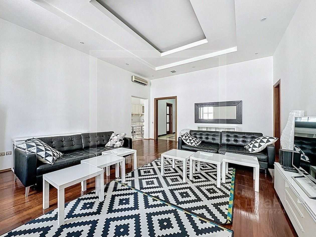 4-комнатная квартира, 150 м² — фотография 2