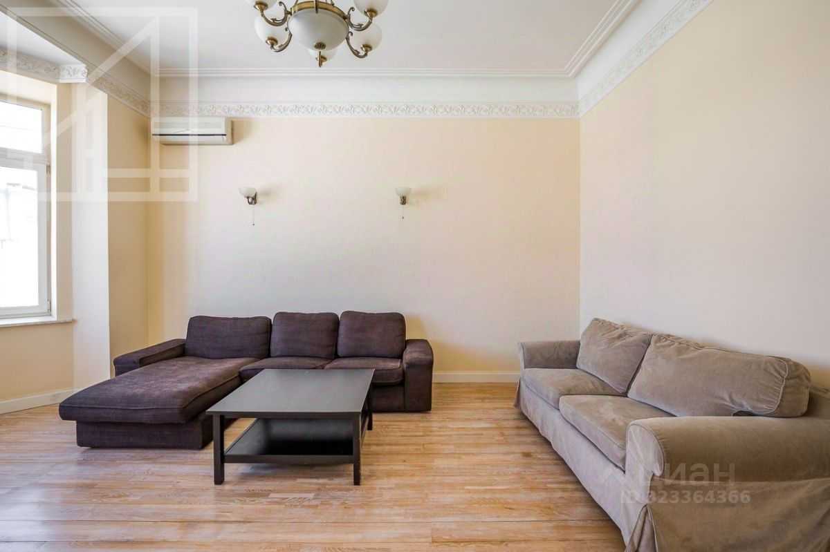 4-комнатная квартира, 130 м² — фотография 2