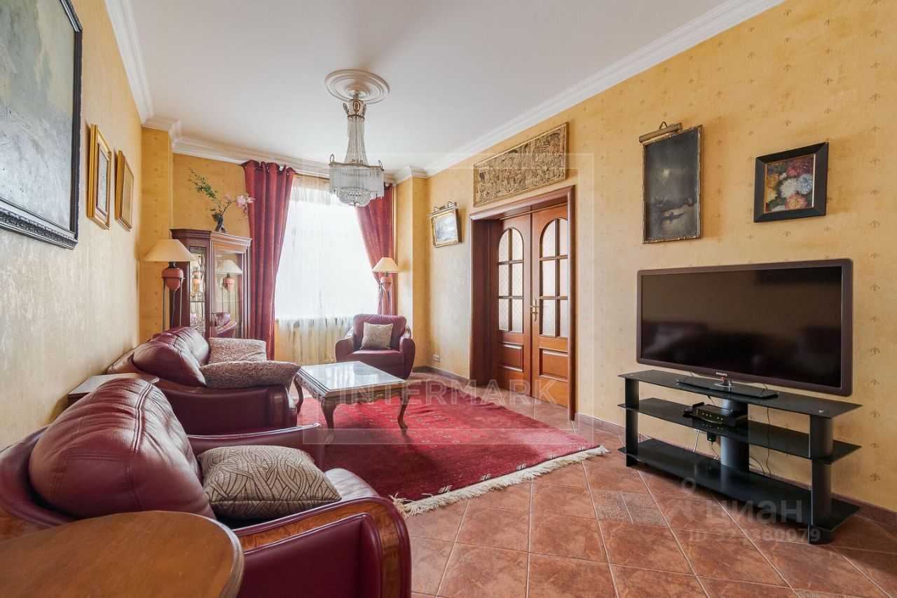 4-комнатная квартира, 120 м²