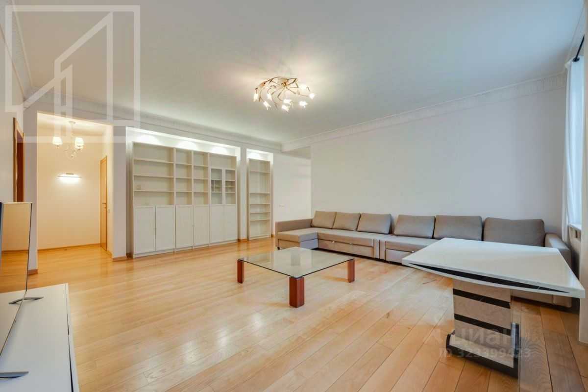 4-комнатная квартира, 160 м² — фотография 2