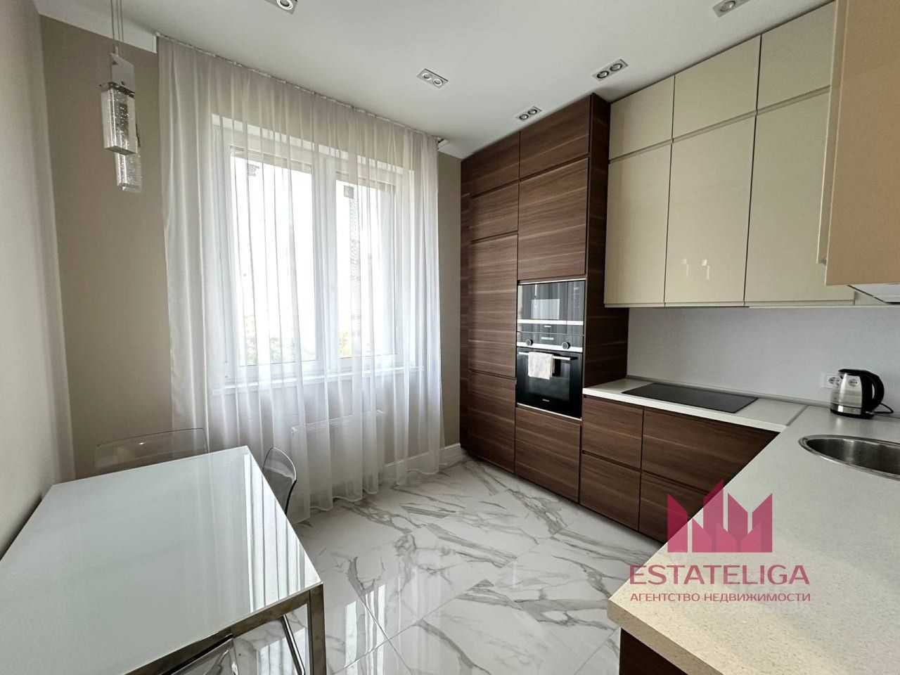 2-комнатная квартира, 56 м² — фотография 2