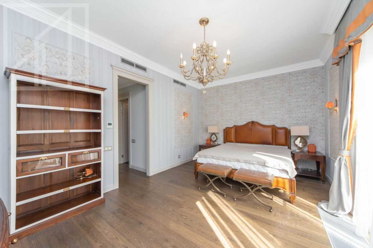 4-комнатная квартира, 150 м² — фотография 2
