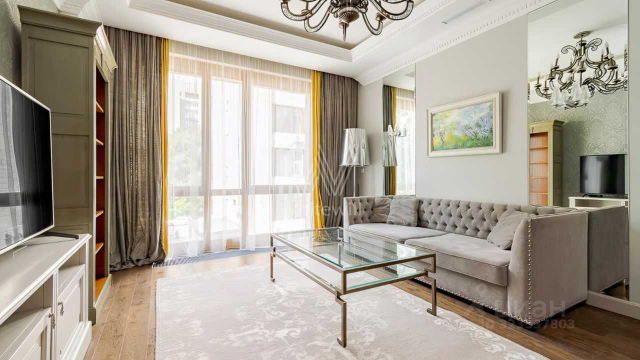 4-комнатная квартира, 153 м² — фотография 2