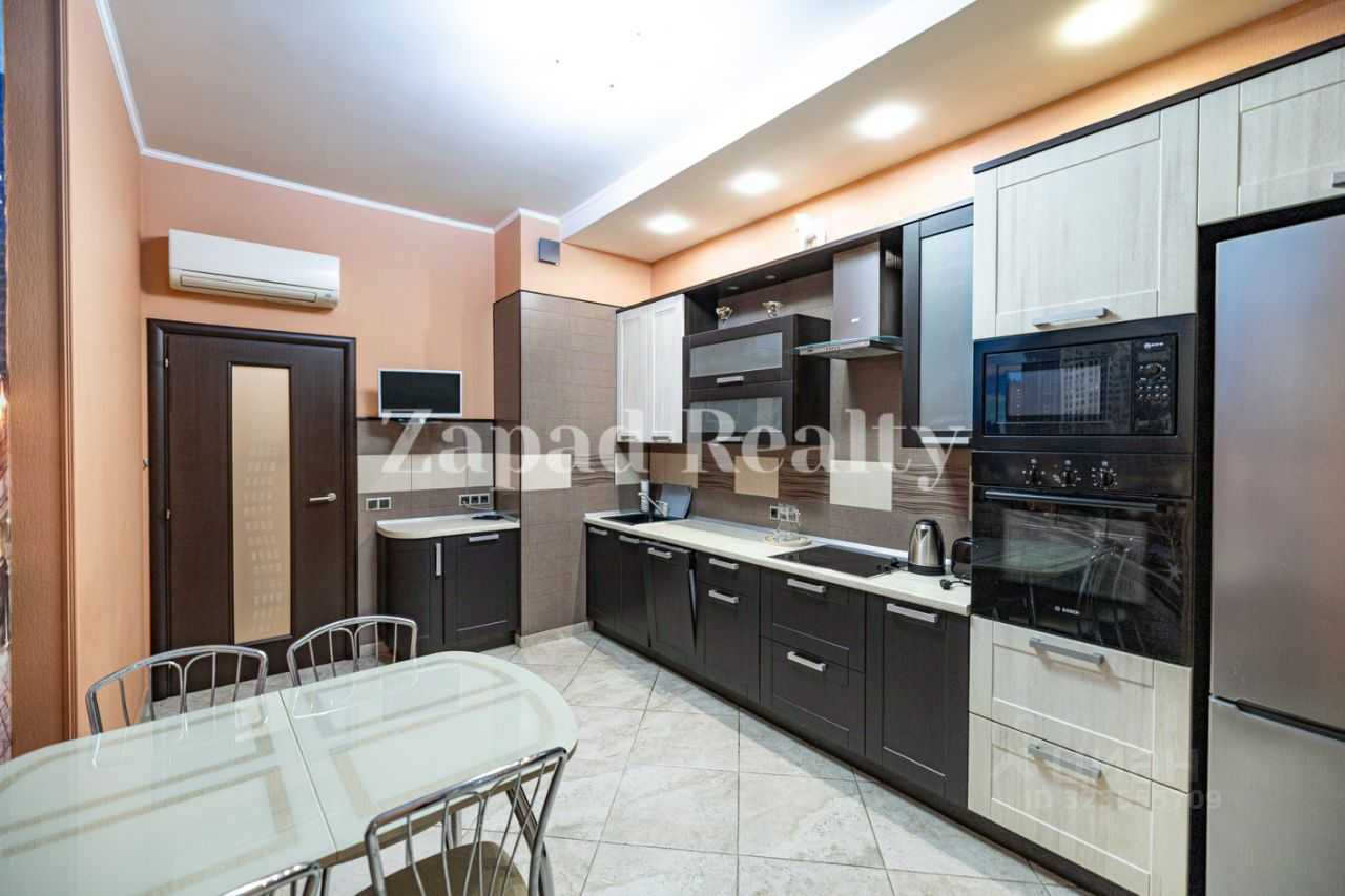 2-комнатная квартира, 80 м² — фотография 3