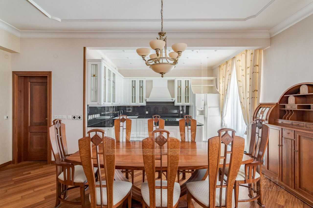4-комнатная квартира, 191 м² — фотография 3
