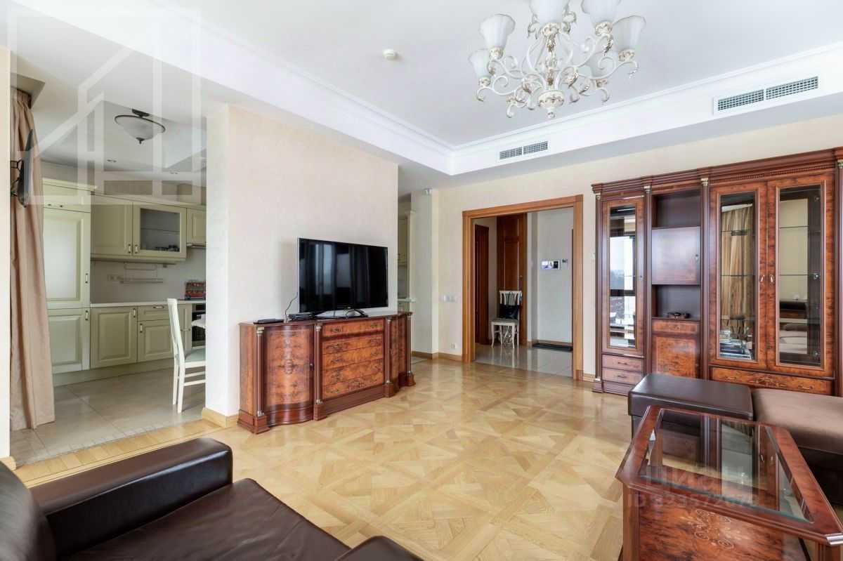 2-комнатная квартира, 85 м² — фотография 2