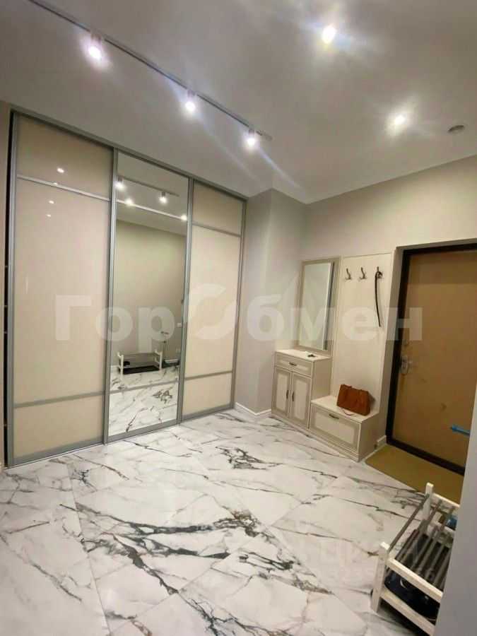 2-комнатная квартира, 91 м² — фотография 2
