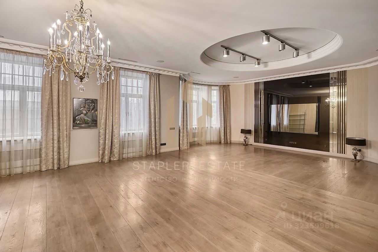 5-комнатная квартира, 250 м² — фотография 3