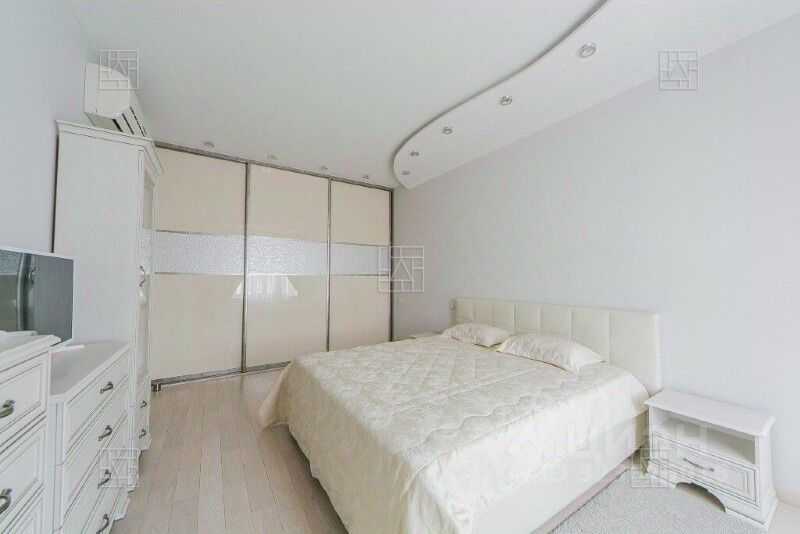 2-комнатная квартира, 72 м² — фотография 2