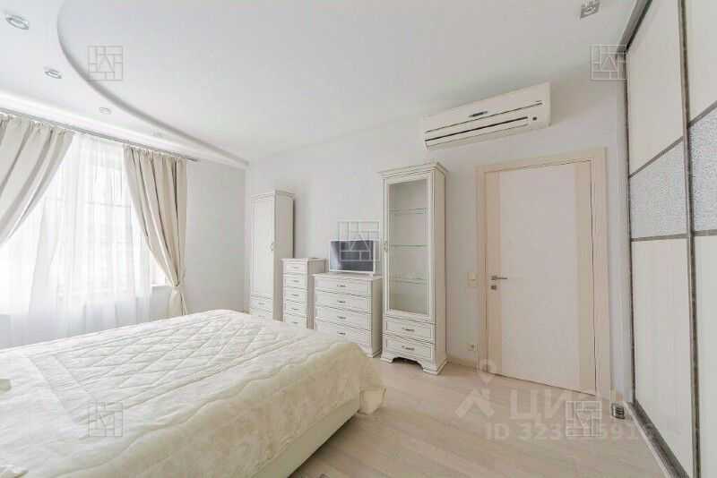2-комнатная квартира, 72 м² — фотография 3