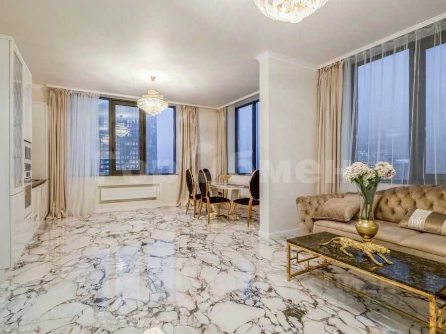 2-комнатная квартира, 75 м² — фотография 2