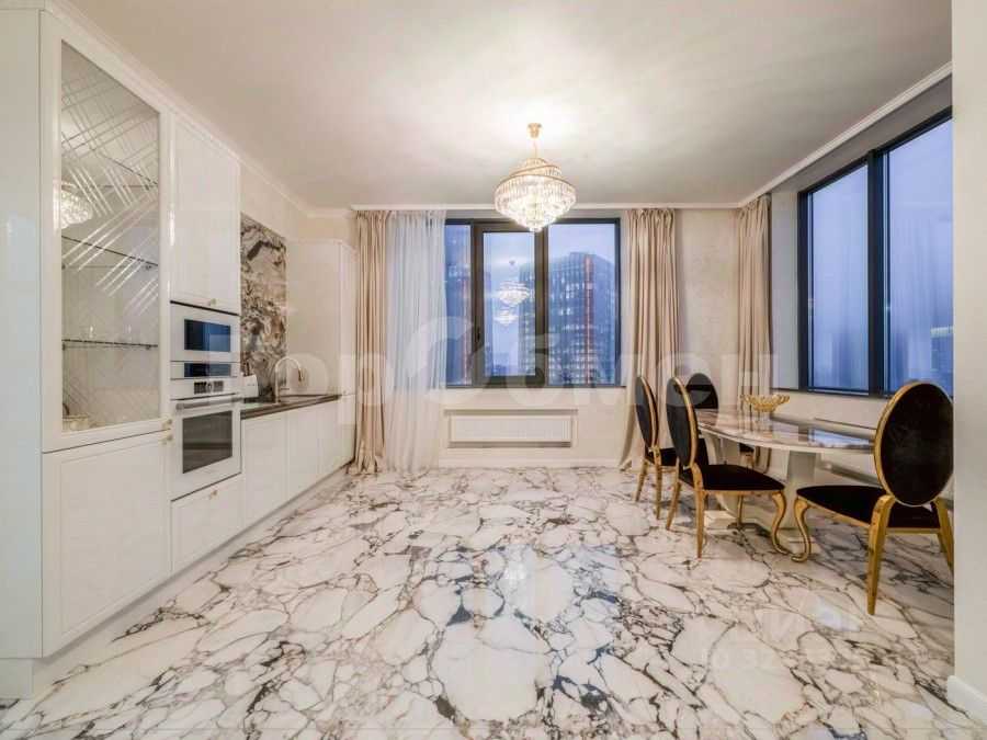 2-комнатная квартира, 75 м² — фотография 3