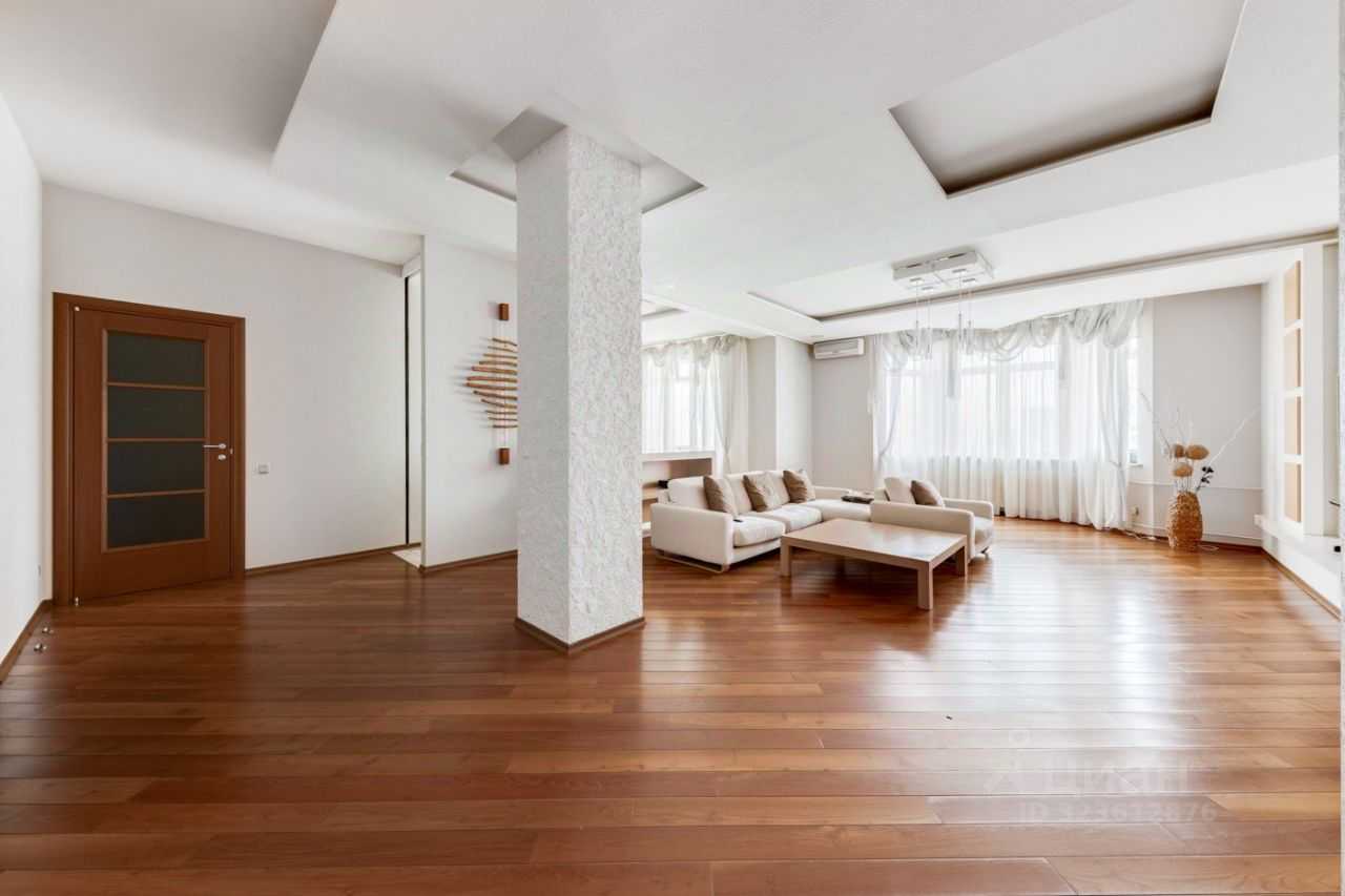 4-комнатная квартира, 174 м²