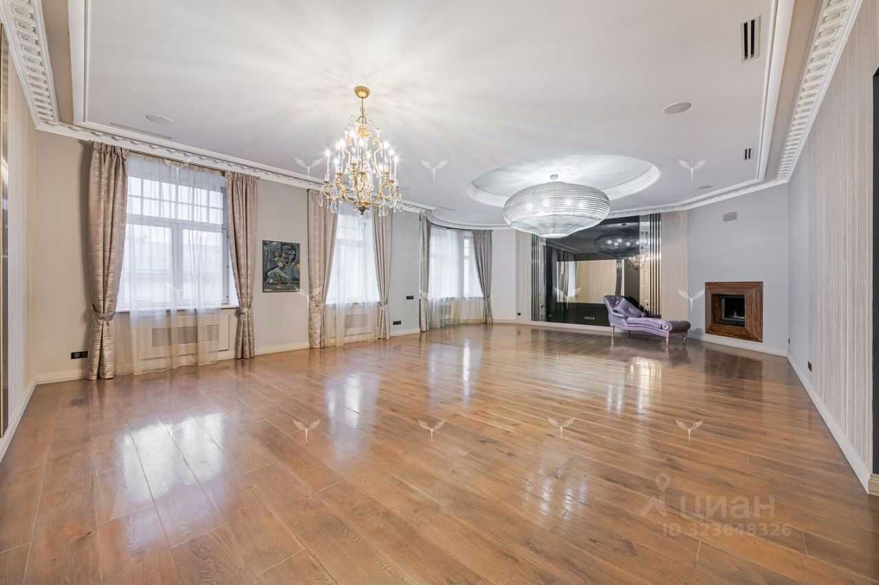 5-комнатная квартира, 245,9 м²