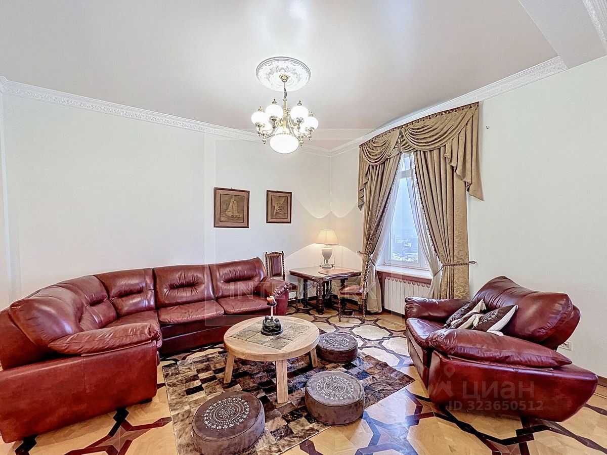 1-комнатная квартира, 65 м² — фотография 2