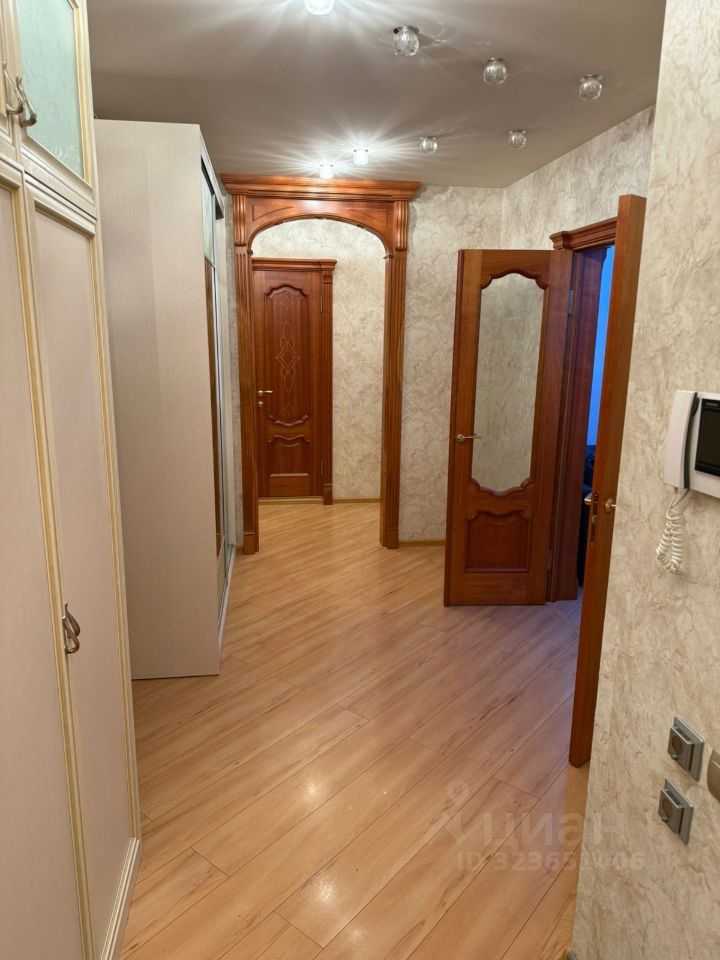 4-комнатная квартира, 105,7 м² — фотография 3