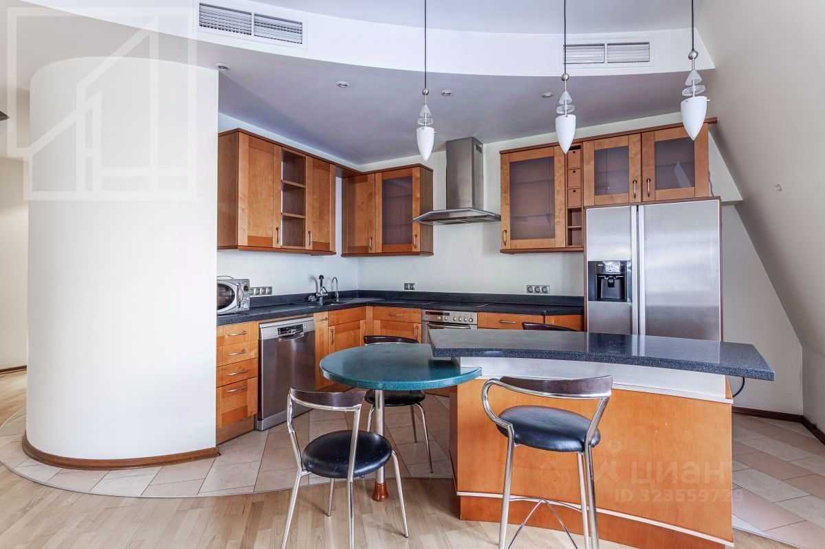 4-комнатная квартира, 162 м²