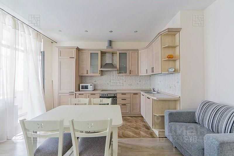 2-комнатная квартира, 87 м² — фотография 3