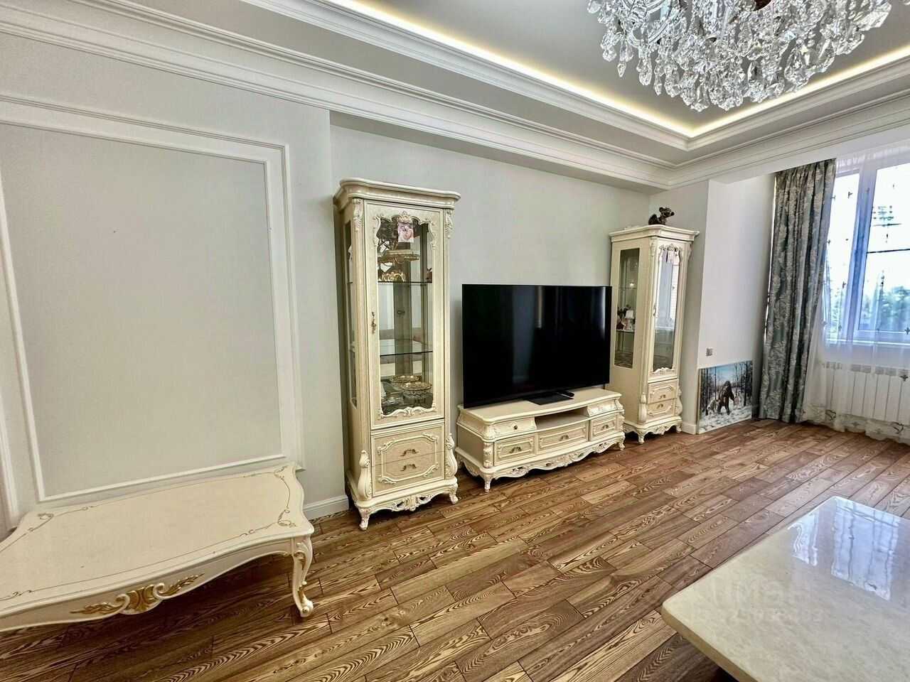 4-комнатная квартира, 130 м² — фотография 2