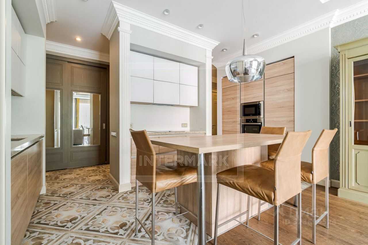 4-комнатная квартира, 146 м² — фотография 3