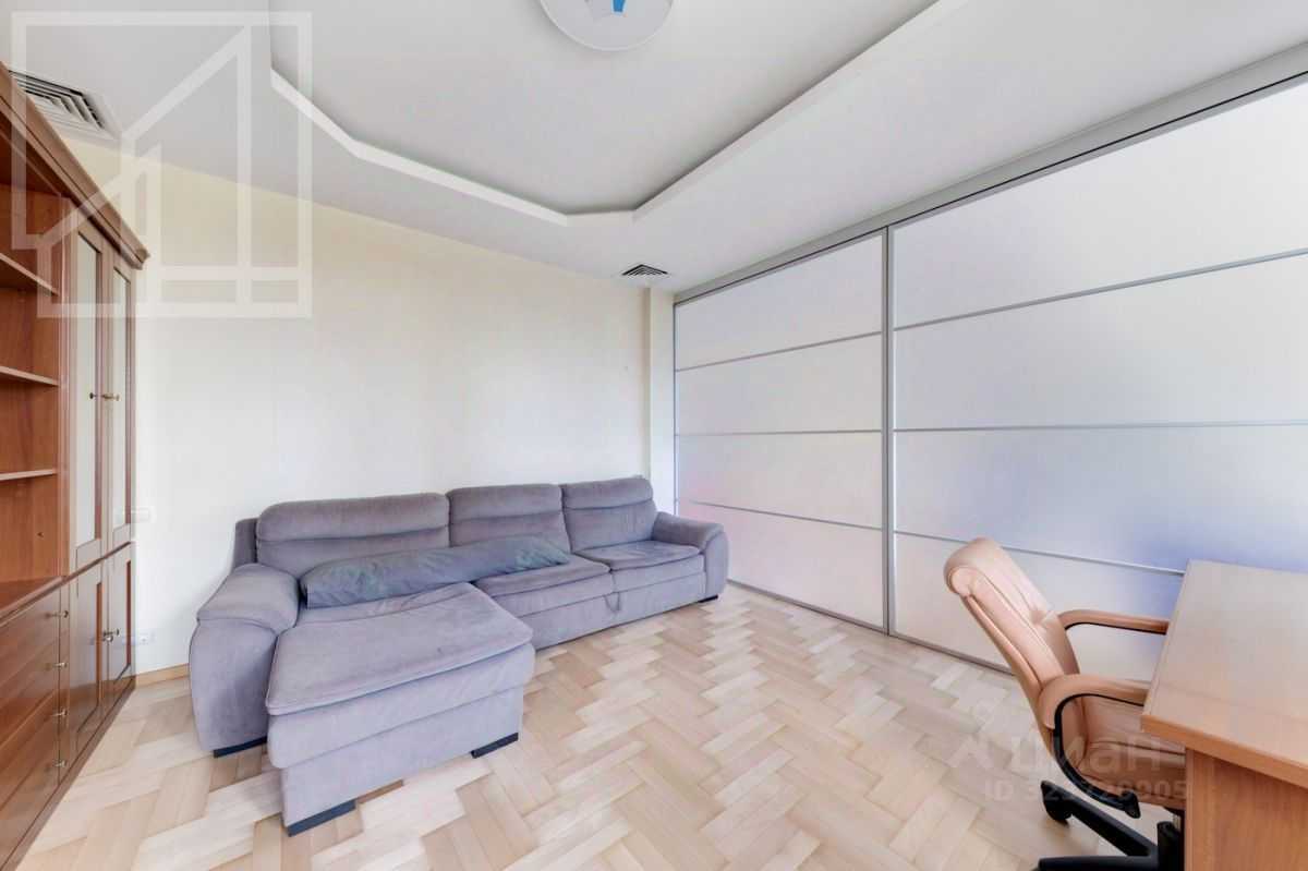 5-комнатная квартира, 227 м² — фотография 2