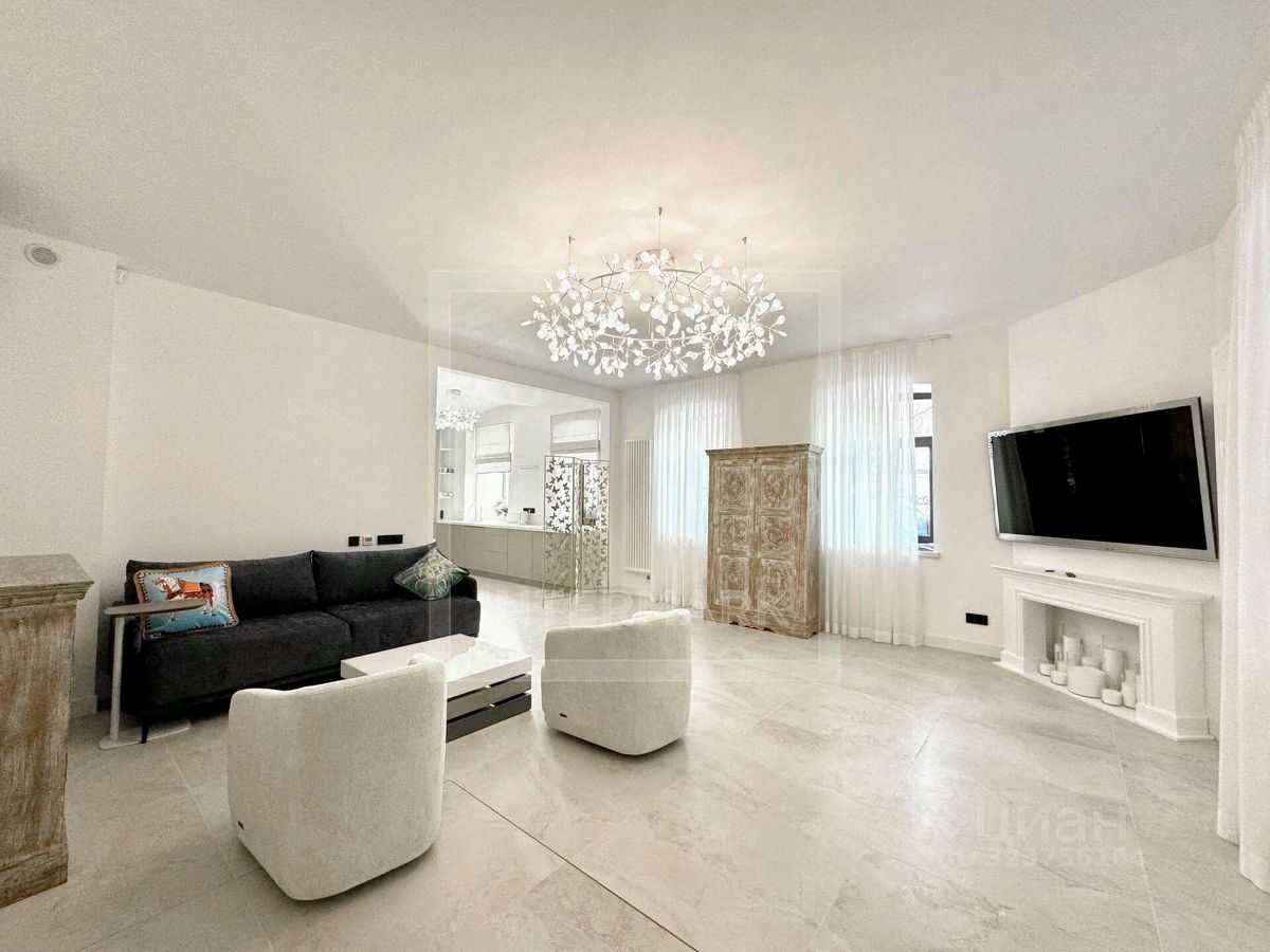 3-комнатная квартира, 170 м² — фотография 2