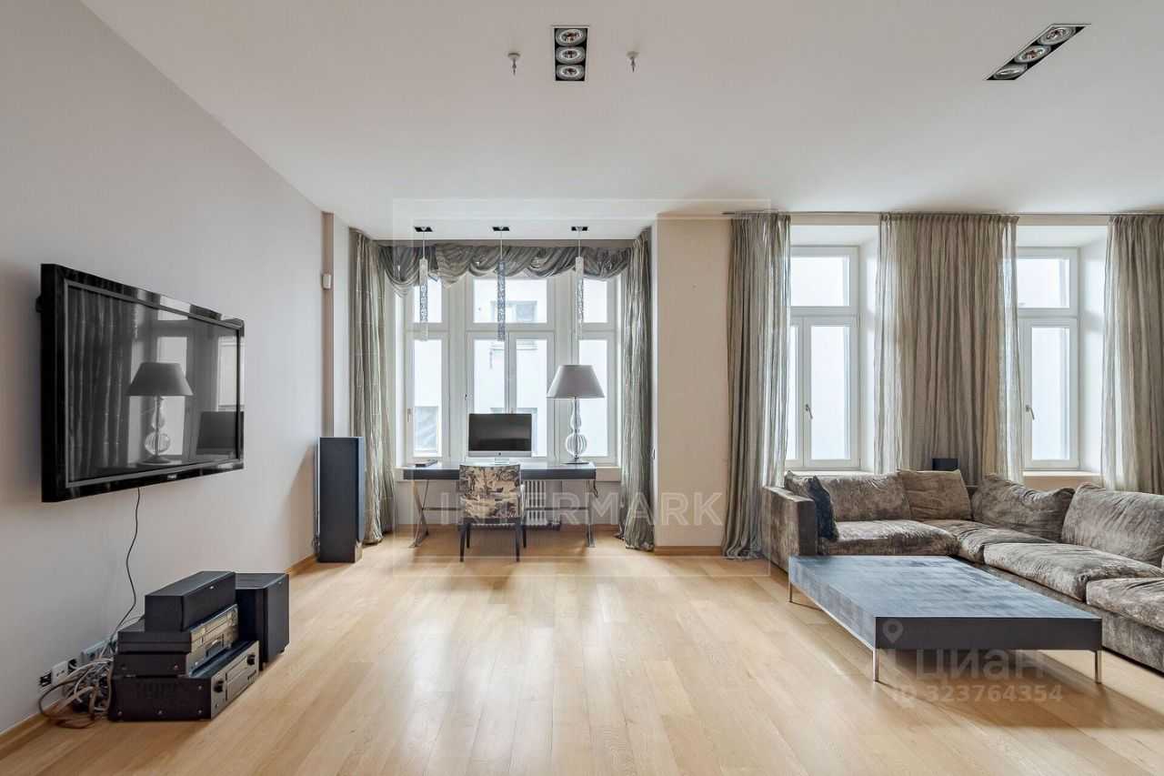 3-комнатная квартира, 265 м² — фотография 2