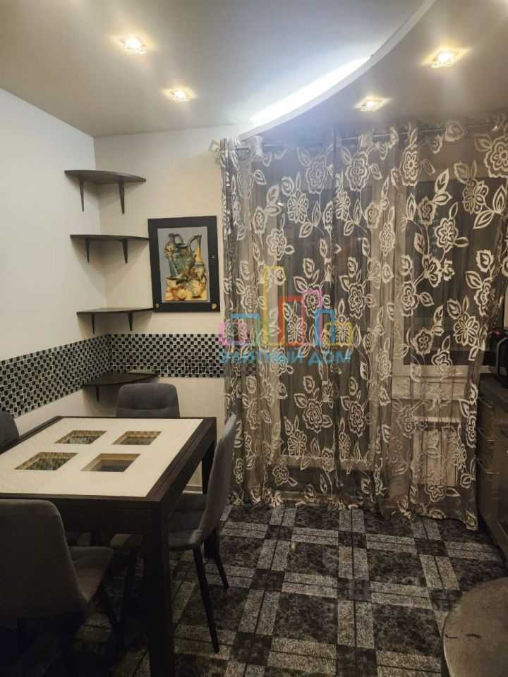 4-комнатная квартира, 87 м² — фотография 3