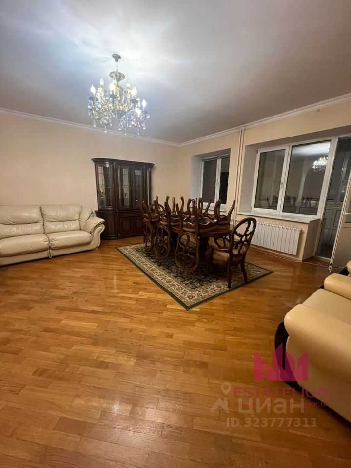 4-комнатная квартира, 127 м² — фотография 3