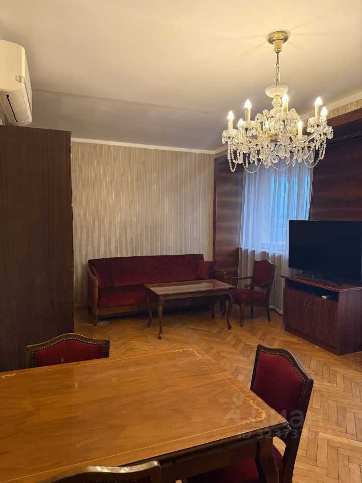 2-комнатная квартира, 58 м² — фотография 2