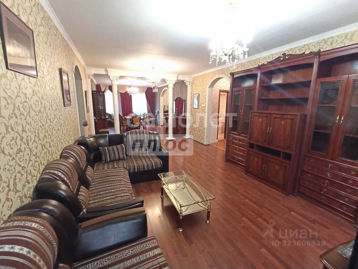 4-комнатная квартира, 152 м²