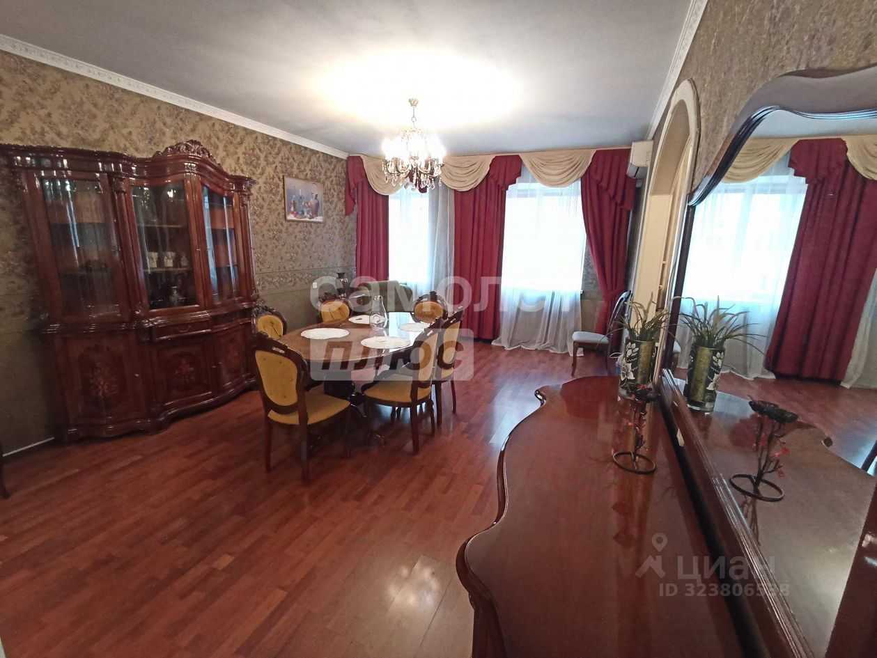 4-комнатная квартира, 152 м² — фотография 2